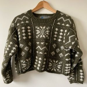 Vintage 100% wool cropped sweater